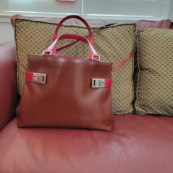 Salvatore Ferragamo Patent Leather Tote Purse Cognac Burgundy Red Gold Crossbody - Picture 7 of 17